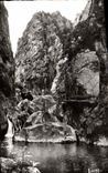 CPM Amelie Les bains Perle Des Pyrenees Gorges du Mondony Source renale