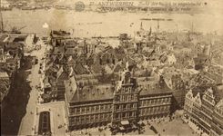 La POSTAL Amberes de la VENDIMIA vista como el cuervo vuela de los caminos