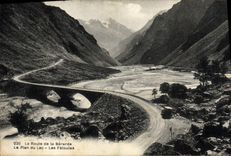 VINTAGE POSTCARD the road of Berarde the plan of the lake Fetoules