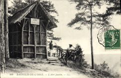 CPA Bagnoles De L'Orne L'abri jardin