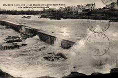 VINTAGE POSTCARD Batz Country cottages of the Dimension Saint Michel and the pier one day of storm