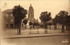 VINTAGE POSTCARD Bressuire