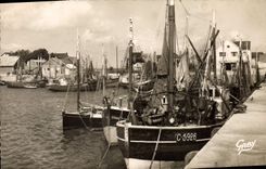 MODERN CARD Grandcamp les Bains the port Boats