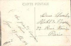 Los canones de Lyon de la POSTAL de la VENDIMIA de 77m m quitan con los alemanes y exponen el lugar Bellecour Militaria