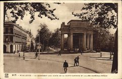 VINTAGE POSTCARD Toulouse the War memorial of the High Garonne and the alley Petain Marshal