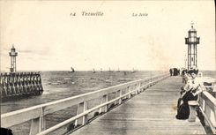 CPA Trouville sur Mer La jetee