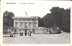 CPA Versailles Le Petit Trianon