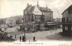CPA Honfleur La Lieutenance et l'Hotel De Ville