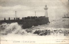 CPA Le Havre La Jetee Par Gros Temps Phare