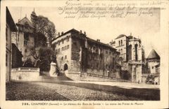 CPA Chambery Le Chateau Des Ducs De Savoie La statue des freres de Maistre