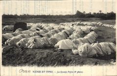 CPA Scenes Et Types La Grande Priere