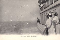 CPA Sur le lac leman Femmes Mouettes 