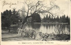 CPA Vitre Le Jardin Public La Piece d'eau