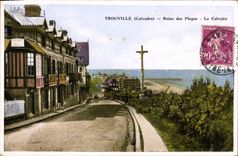 CPA Trouville Reine des Plages Le calvaire 