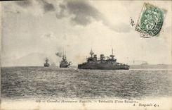 CPA Grandes Mannoeuvres Navales Evolution d'une escadre Bateau