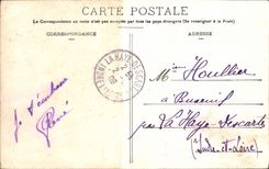 CPA La Republique Cuirasse d'Escadre de 15000 tonnes Bateau