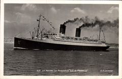 CPM Le Havre Paquebot Ile de France