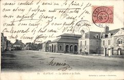 CPA Gavray La Mairie et la Halle