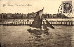 CPA Ostende Vue Generale De La Digue Bateau