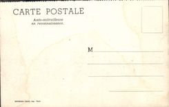 CPA Auto Mitrailleuse En Reconnaissance Tank Militaria