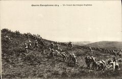 CPA Guerre Europeenne 1914 Un Assaut des Troupes Anglaises 