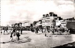 CPM Dieppe L'Esplanade et les Hotels