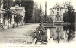 CPA Chateau De Chantilly Etang De Comelle Peche Pecheur
