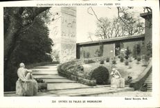 VINTAGE POSTCARD Paris Fair colonial international 1931 Entry of the palate of Madagascar