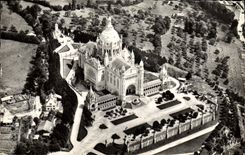 POSTAL MODERNA aire visto Lisieux hacia la basílica