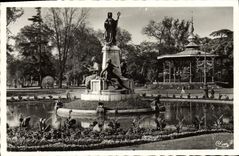 CPM Toulouse Monument Clemence Isaure 