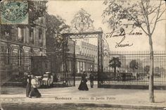 CPA Bordeaux Entree du Jardin Public