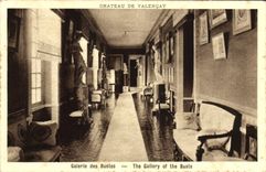 CPA Chateau De Valencay Galerie des bustes