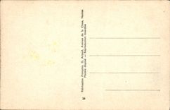 CPA Fantaisie plage Femme forte