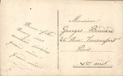 La fantasía de la POSTAL de la VENDIMIA florece el lirio de los valles