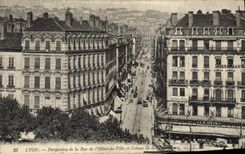VINTAGE POSTCARD Lyon View Of the Street De I' Town hall and slope of the Russet-red Cross