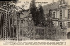 CPA Sens La Grille De I'Ancien archeveche