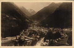 VINTAGE POSTCARD Cauterets View Taken Of the Green Nipple
