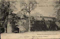 VINTAGE POSTCARD Vallery Revenues of the Old Castle