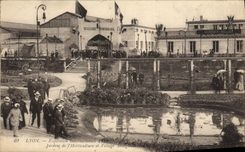 VINTAGE POSTCARD Lyon International exhibition Gardens of the horticulture and Senegalese village