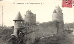CPA Fougeres Les tours du chateau