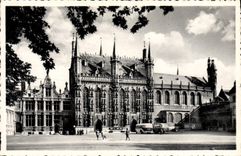 CPM Bruges La justice de Paix L'hotel de ville et basilique du St Sang 