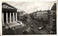 CPM Paris La Madeleine Et Les Grands Boulevards