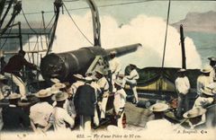 CPA Bateau Guerre Tir d'une piece de 27 cm