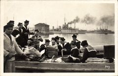CPA Bateau Guerre Toulon Les gars de la marine 