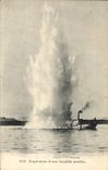 CPA Bateau Guerre Explosion d'une torpille portee