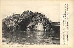 VINTAGE POSTCARD Boat War Catastrophe of Freedom 1911 Toulon