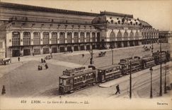VINTAGE POSTCARD Tram Lyon Train Train station of Brotteaux