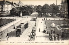 CPA Tramway Train Tours La place du palais de justice Avenue de Grammont et Hotel Metropole 