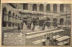 CPA Avion Aviation Paris Cour d'honneur des Invalides Biplan francais