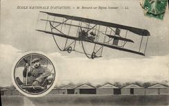 CPA Avion Aviation Ecole nationale M Bernard sur biplan Sommer 